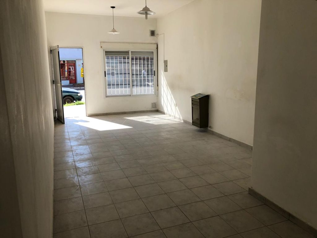 ALQUILER - 1 ba&ntilde;o/s - BAHIA BLANCA